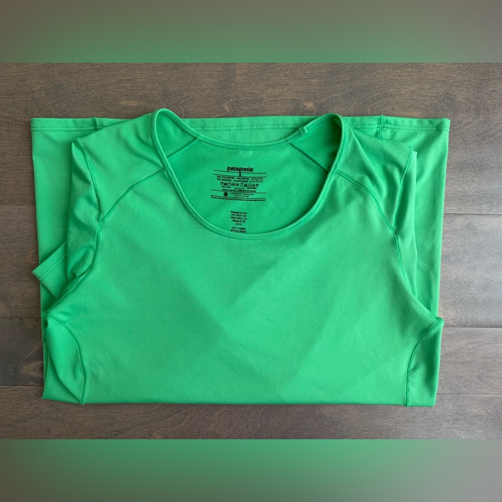 Patagonia Lightweight Scoop Neck Long Sleeve Shirt - Picture 10 of 11